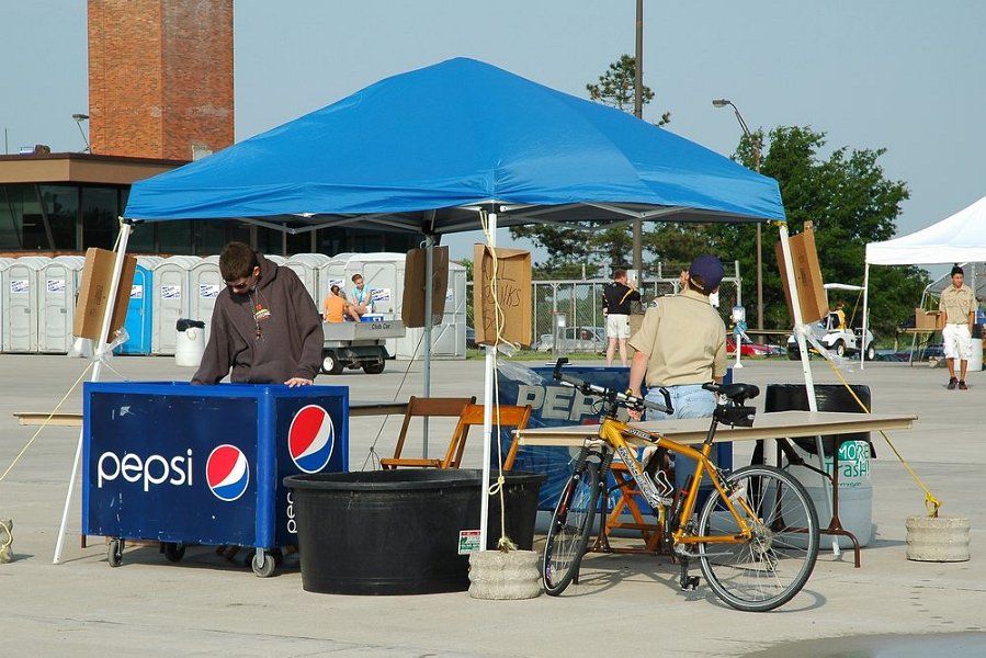 Vendors DSC 3781